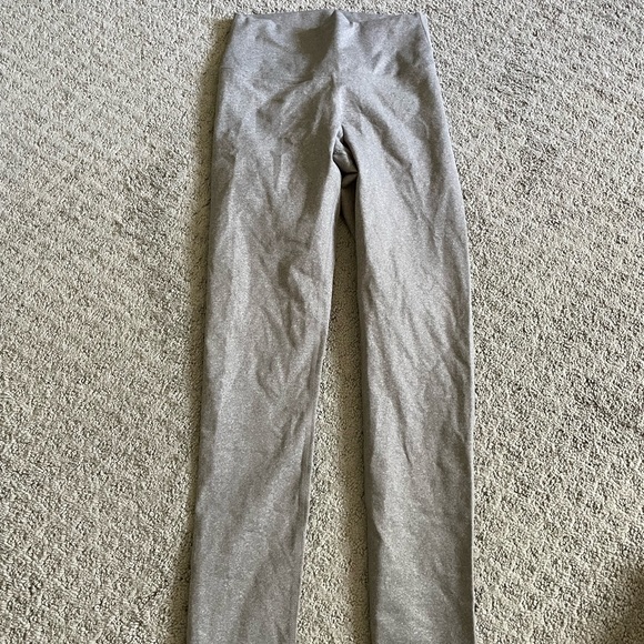 Fabletics Heather Grey Leggings - Picture 1 of 3